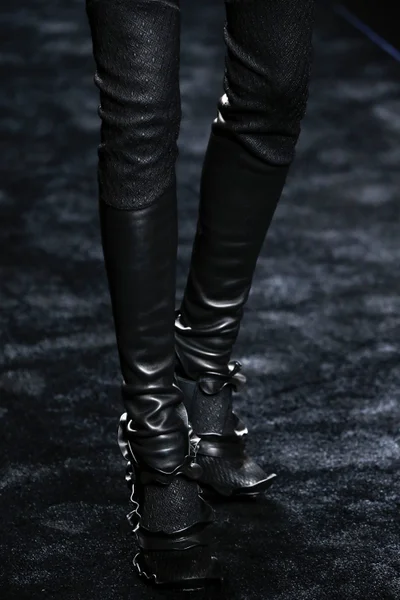 Look 29